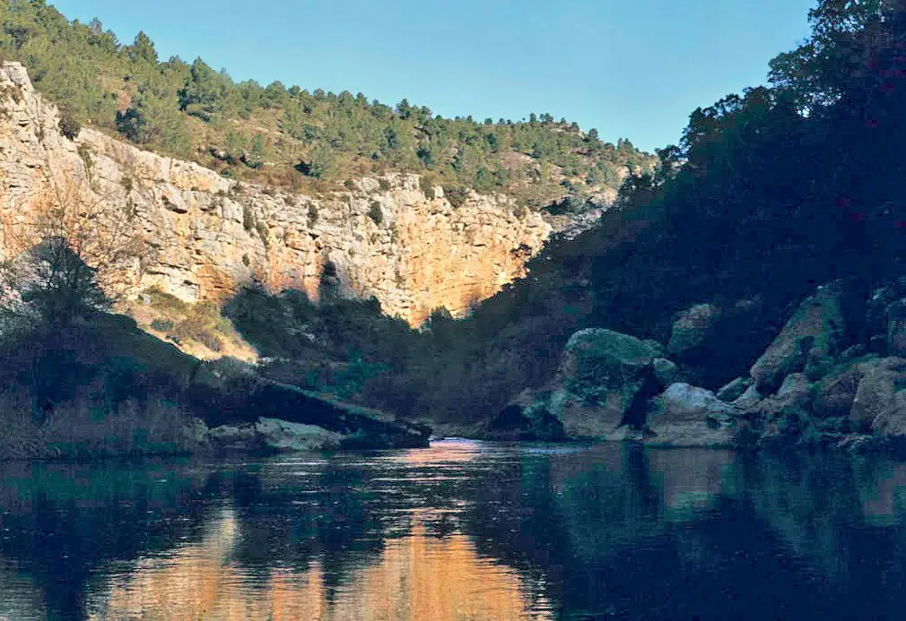 El Tajo en el Hundido de Armallones, enero de 1975.
