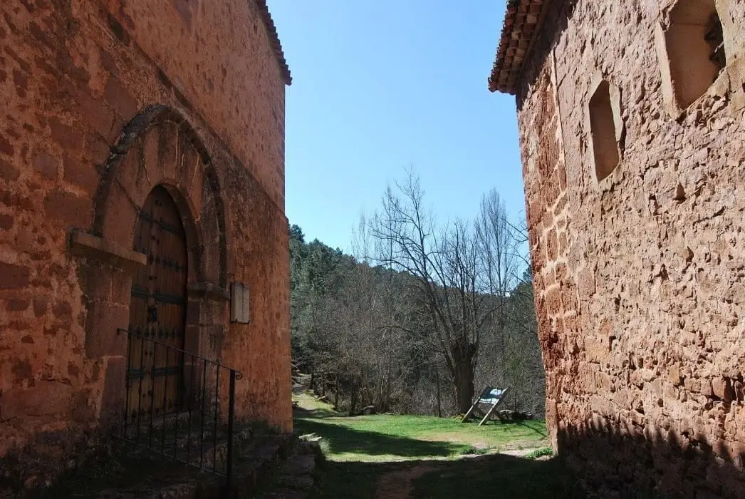 Ermita de la Virgen de Montesinos, Cobeta