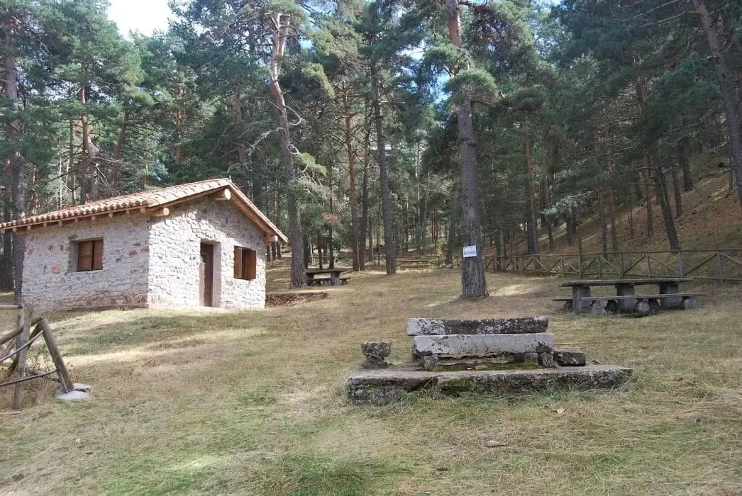 Área recreativa Fuente del Endrino Alto, Alustante