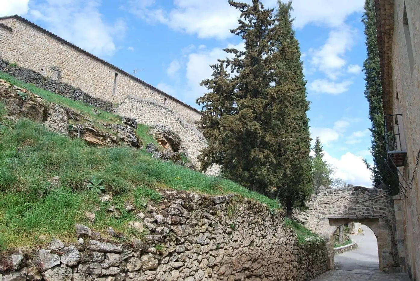 Ruta circular de Villar de Cobeta a Buenafuente del Sistal, Buenafuente del Sistal