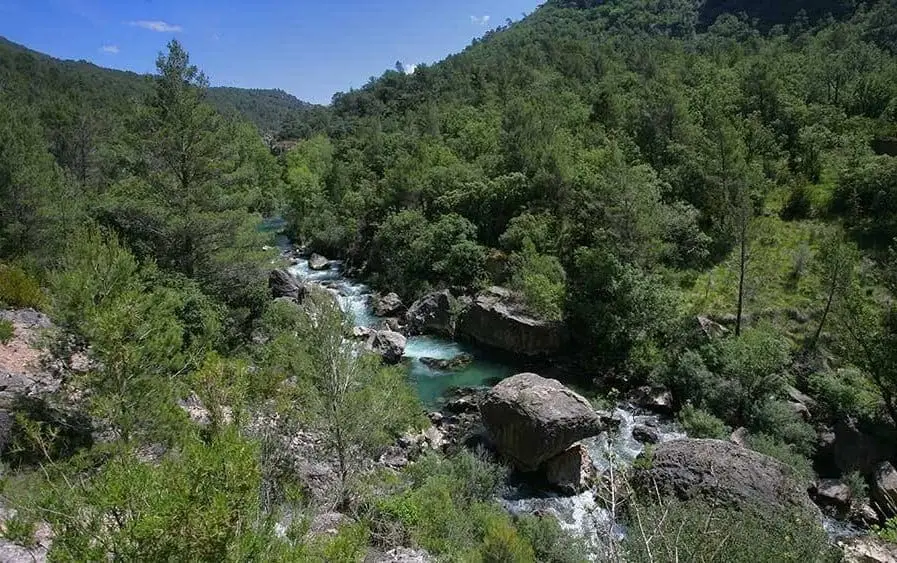 Ruta de Canales del Ducado a la Hoz del río Ablanquejo, Canales del Ducado